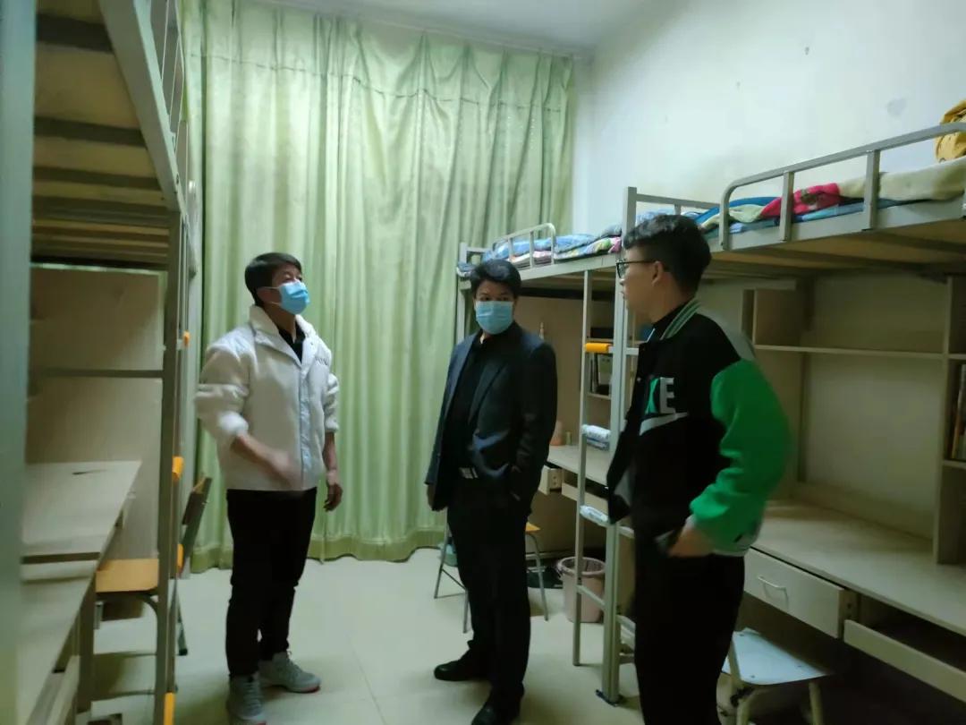 宁夏阳光下的温馨故事